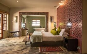 Singa Lodge - Lion Roars Hotels&Lodges
